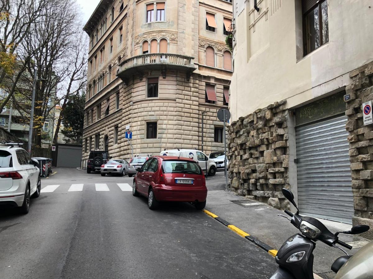 Casacuadra San Giusto Apartment Trieste Luaran gambar
